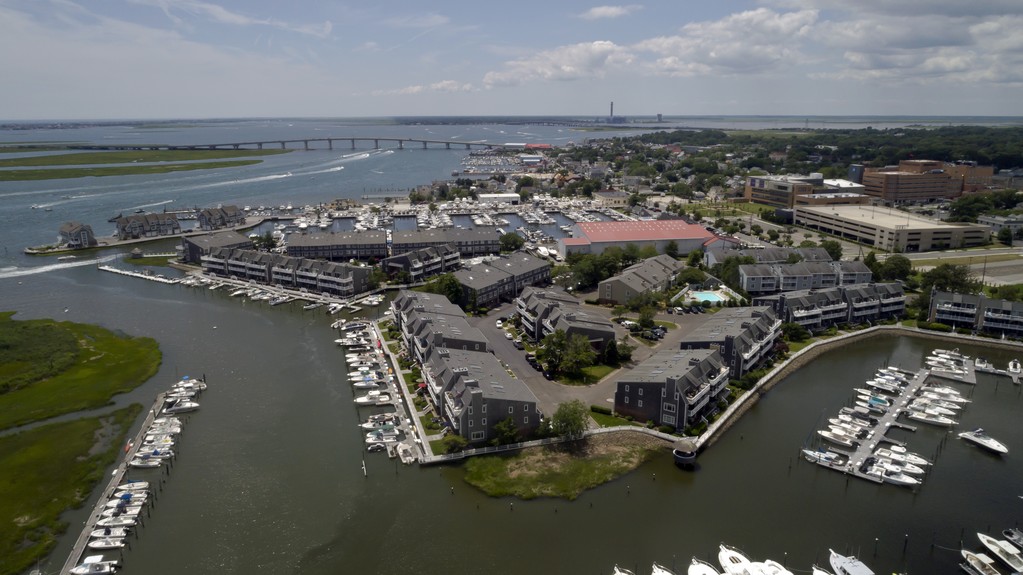 Harbour Cove Condominiums For Sale In Somers Point NJ